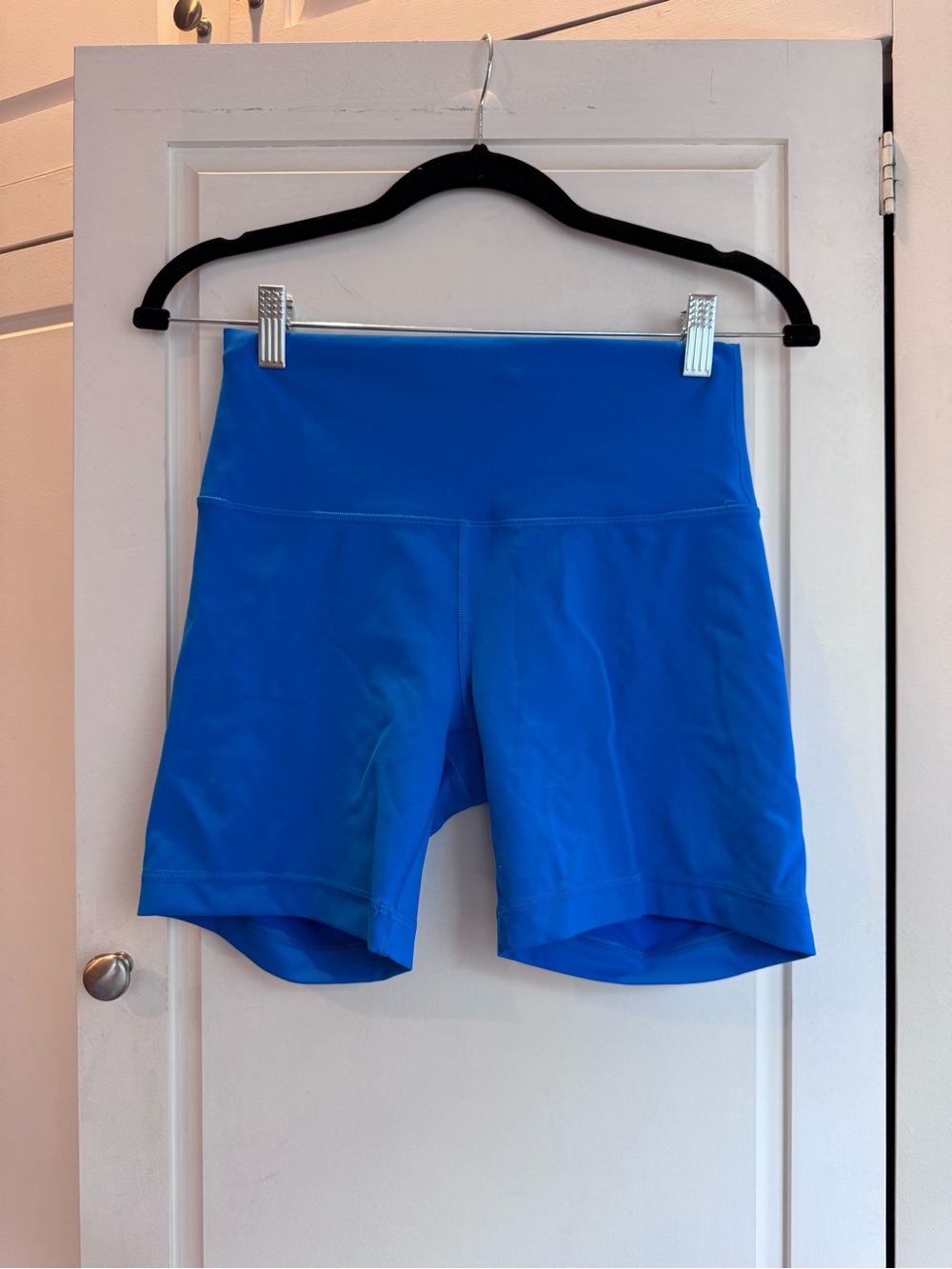 lululemon athletica Bright Blue High-Neck Active Crop & Bike Shorts Set - Picture 5 of 8